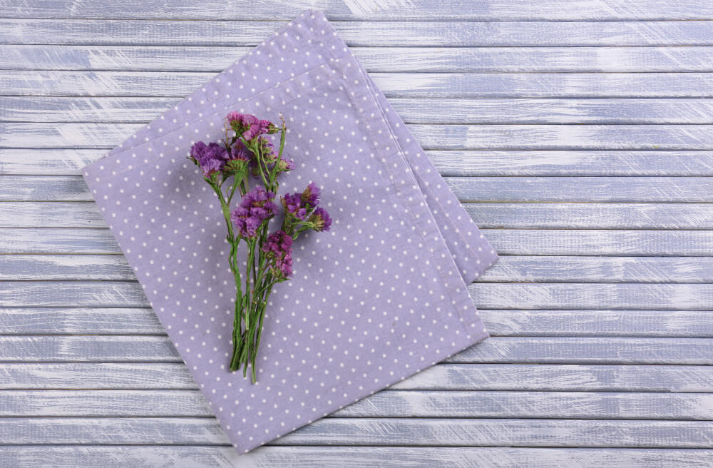 Tekstilne rolne – eko-trend u pakovanju buketa