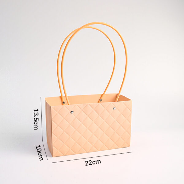 Torbica Boxy Grid L